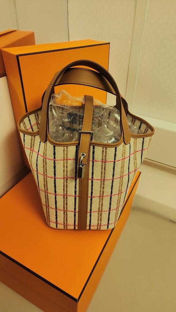 Hermes Picotin 18 Broderie Couverture Carre Rose Pop Toile Palladium Hardware