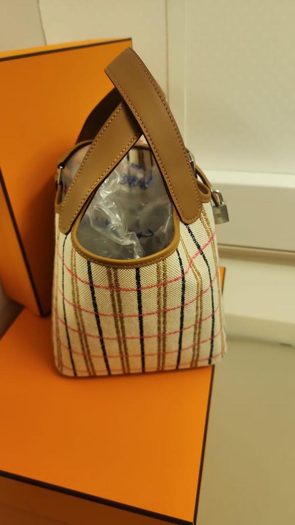 Hermes Picotin 18 Broderie Couverture Carre Rose Pop Toile Palladium Hardware