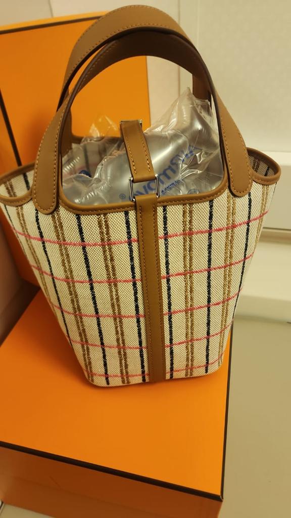 Hermes Picotin 18 Broderie Couverture Carre Rose Pop Toile Palladium Hardware