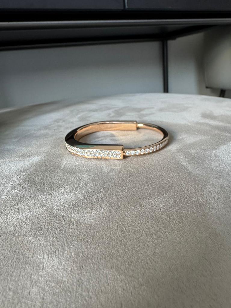 Tiffany & Co. Lock Bracelet – Full Pavé Diamonds in 18k Rose Gold (4.99 ct)