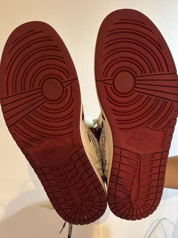 Off-White x Air Jordan 1 Chicago shoes Size US 11