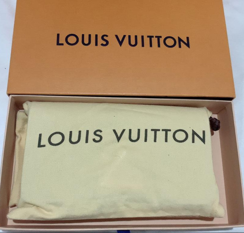 Louis Vuitton Twist Chain leather handbag