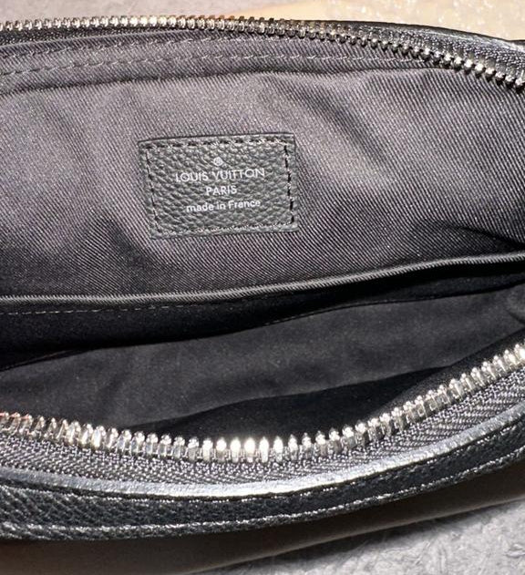 LV Trio Messenger Damier canvas for man, limited edition collection 2021-2022 (micro chip)
