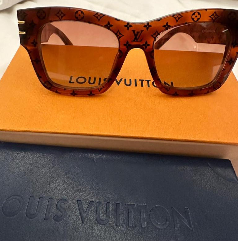 LOUIS VUITTON LV Blade Sunglasses
