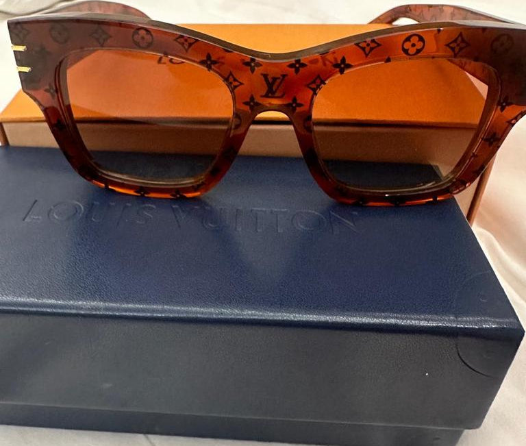 LOUIS VUITTON LV Blade Sunglasses