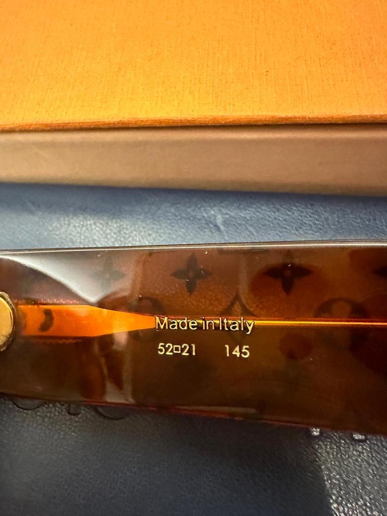 LOUIS VUITTON LV Blade Sunglasses