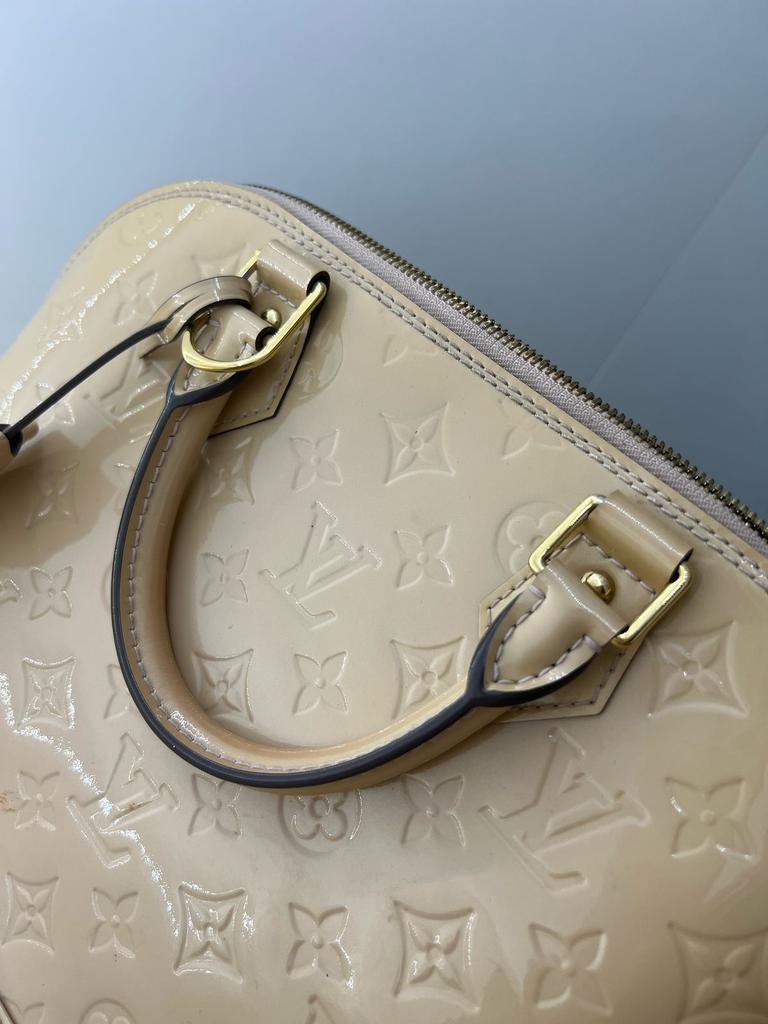 Louis Vuitton Alma PM Vernis Monogram bag beige