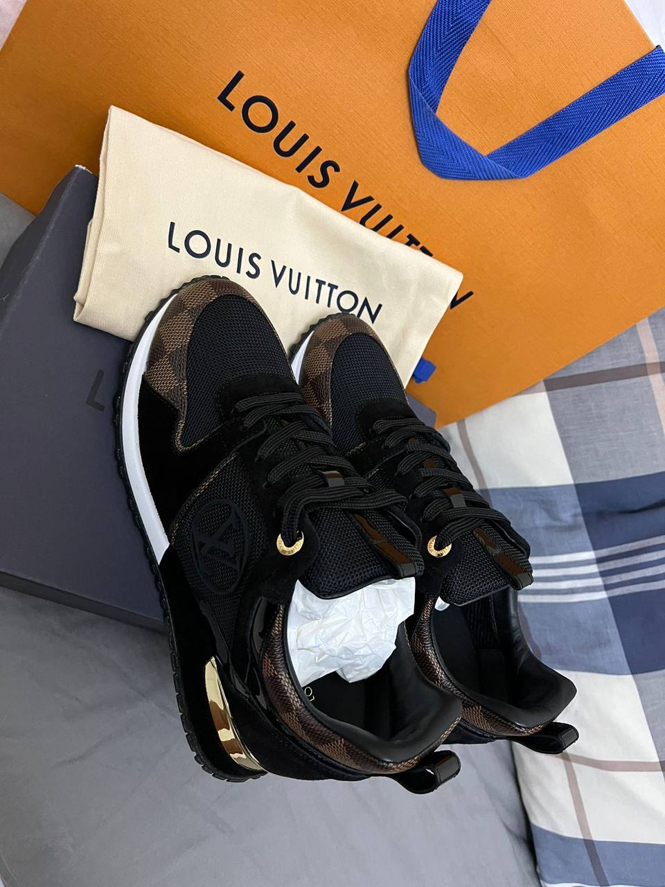 Louis Vuitton Run Away Sneakers – Damier & Black Mesh - 37