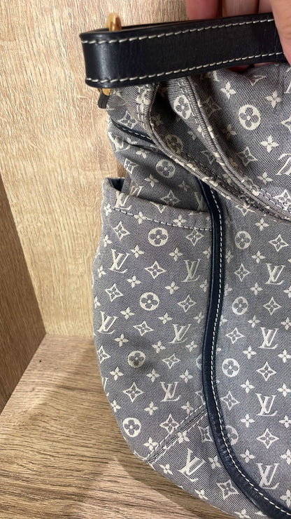 Louis Vuitton Idylle Romance Hobo Bag