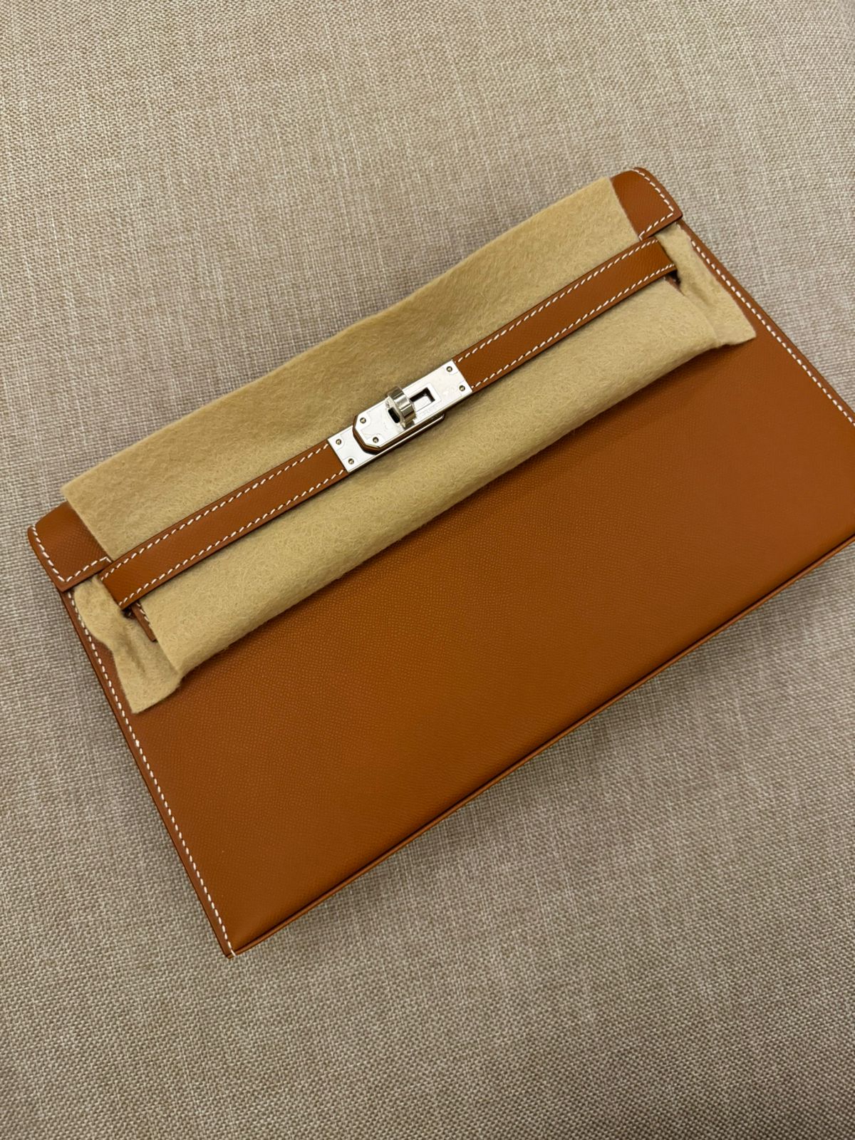 Hermès Kelly Elan 37 in Gold Epsom Leather