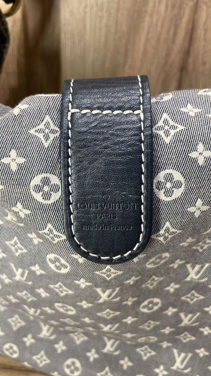 Louis Vuitton Idylle Romance Hobo Bag