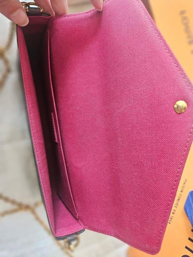 Louis Vuitton Pochette Félicie in Monogram Canvas