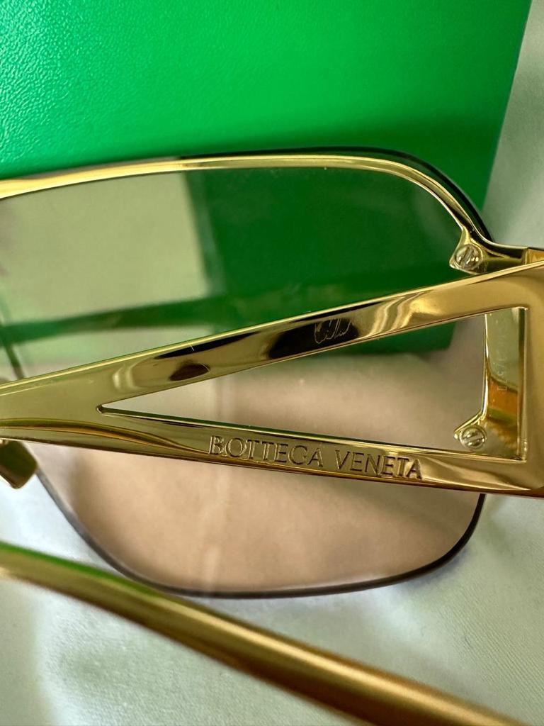 BOTTEGA VENETA aviator sunglasses