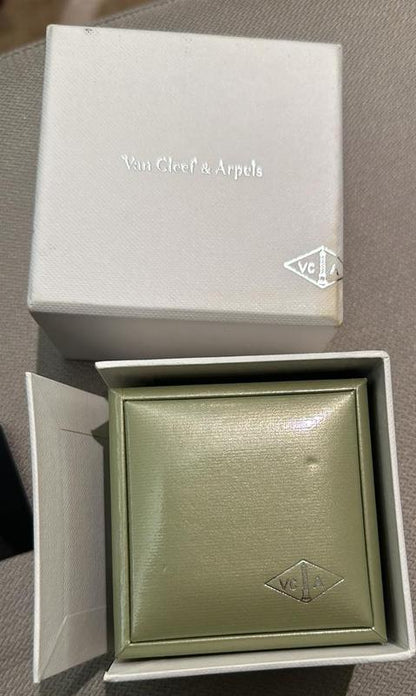 Van Cleef & Arpels Perlée pink gold ring
